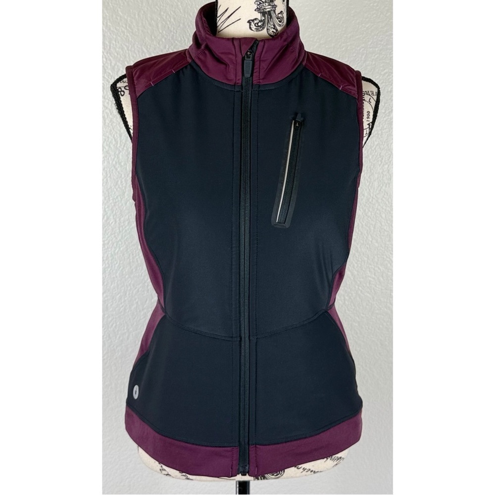 Smartwool Active Fleece Insulated Wind Insulated Vest Eggplant, size Small